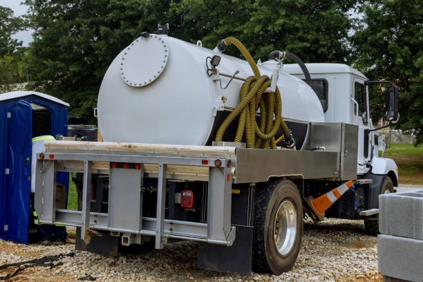 Best Luxury portable toilet rental  in Jensen Beach, FL